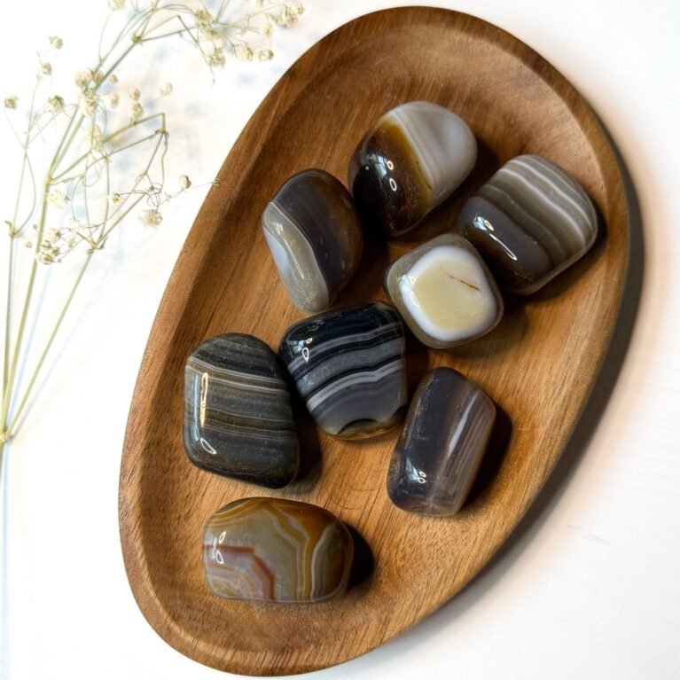 Banded Agate Tumblestone