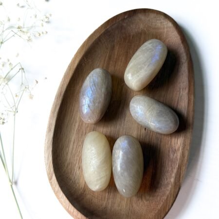Moonstone Oval Tumblestone