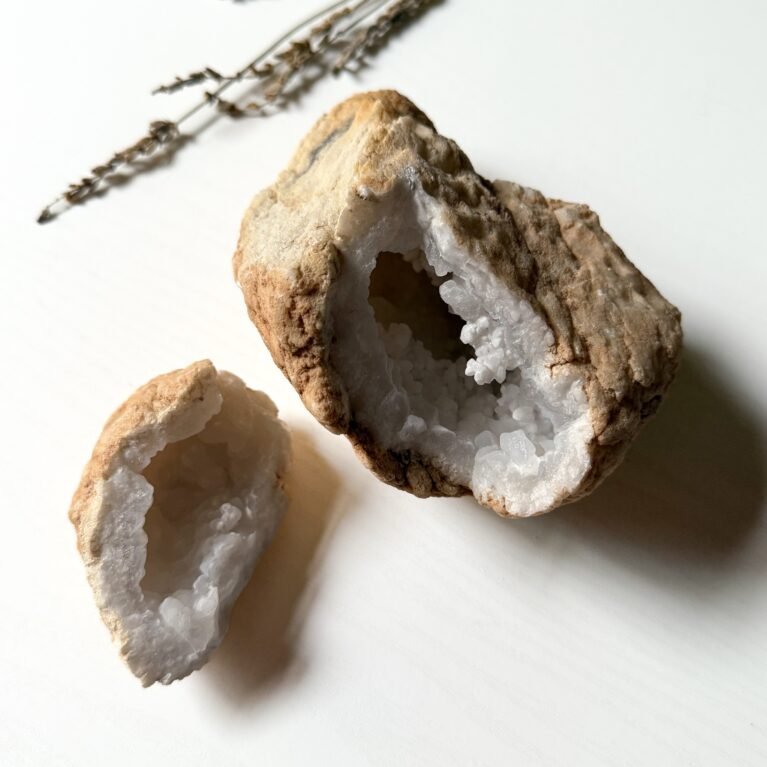 Cracked Quartz Geode B