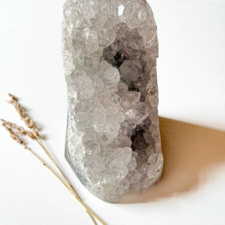 Snowy Amethyst Freeform B