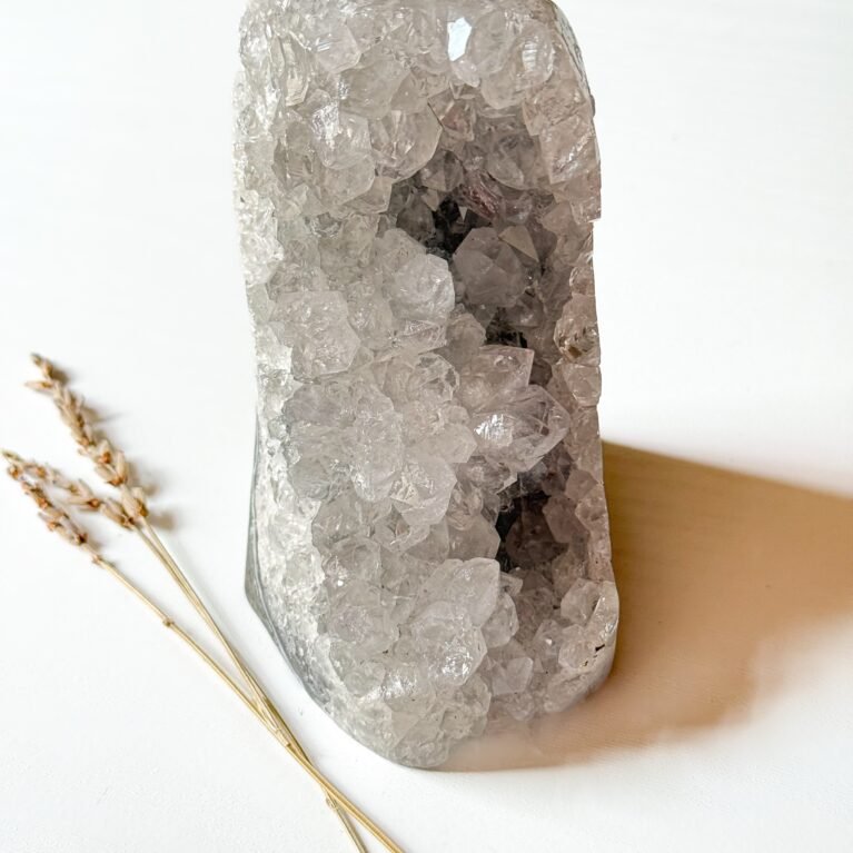 Snowy Amethyst Freeform B